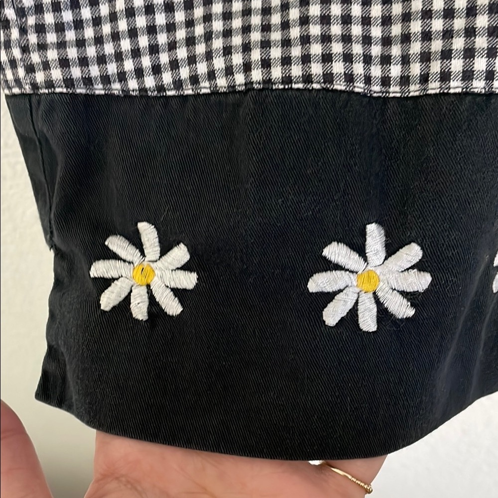 Vintage Black and White Checkered Button Down Shirt with Floral Hem - Picture 7 of 8